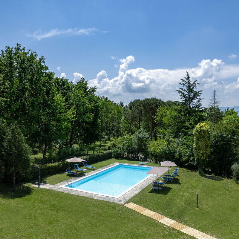 Le Selve: Building Exterior, Garden, Outdoor, Scenic View