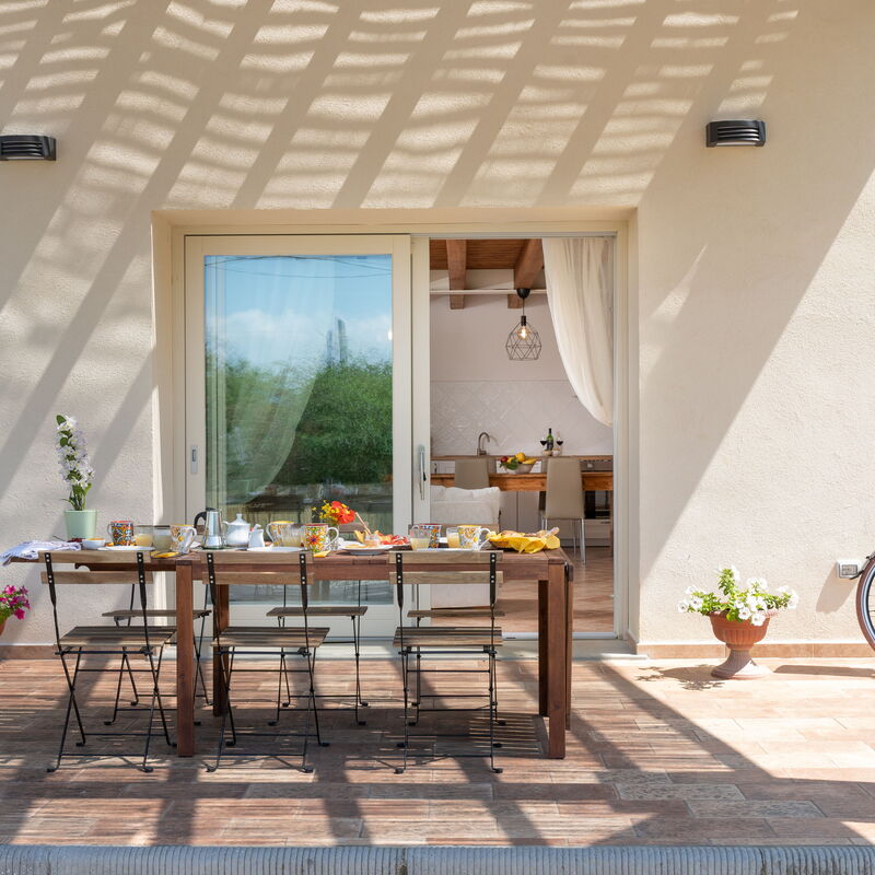 Le Selve: Balcony / Terrace / Patio, Building Exterior, Outdoor