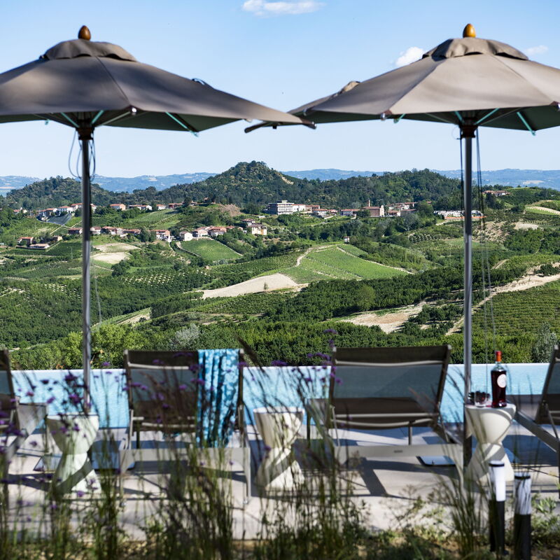 Relais Casa Clara - Roero - Langhe, Piemonte: Autumn, Scenic View, Spring, Summer