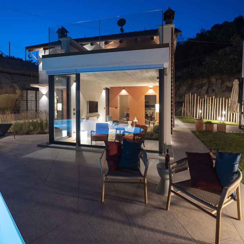 Relais Casa Clara - Roero - Langhe, Piemonte: Autumn, Building Exterior, Spring, Summer