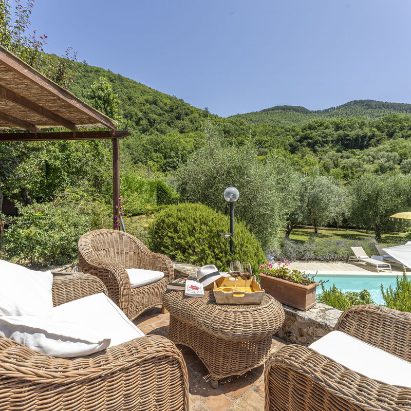 Fienile Di Fabio - Colline Fiorentine Vaiano, Toscana: Amenities, Autumn, Building Exterior, Spring, Summer