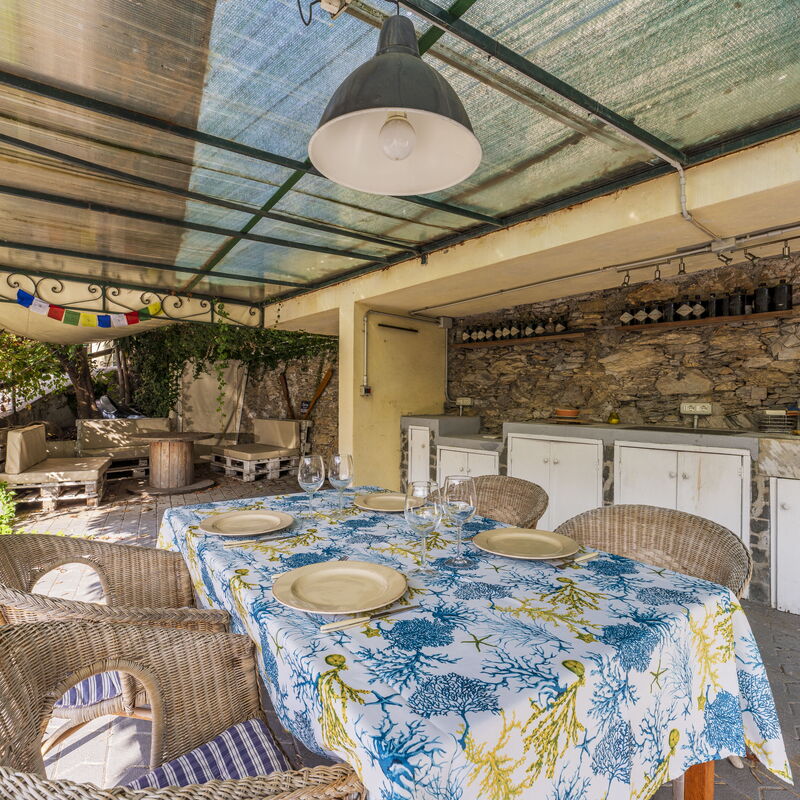 A Un Minuto Dal Mare - Bogliasco, Liguria: Autumn, Building Exterior, Garden, Spring, Summer