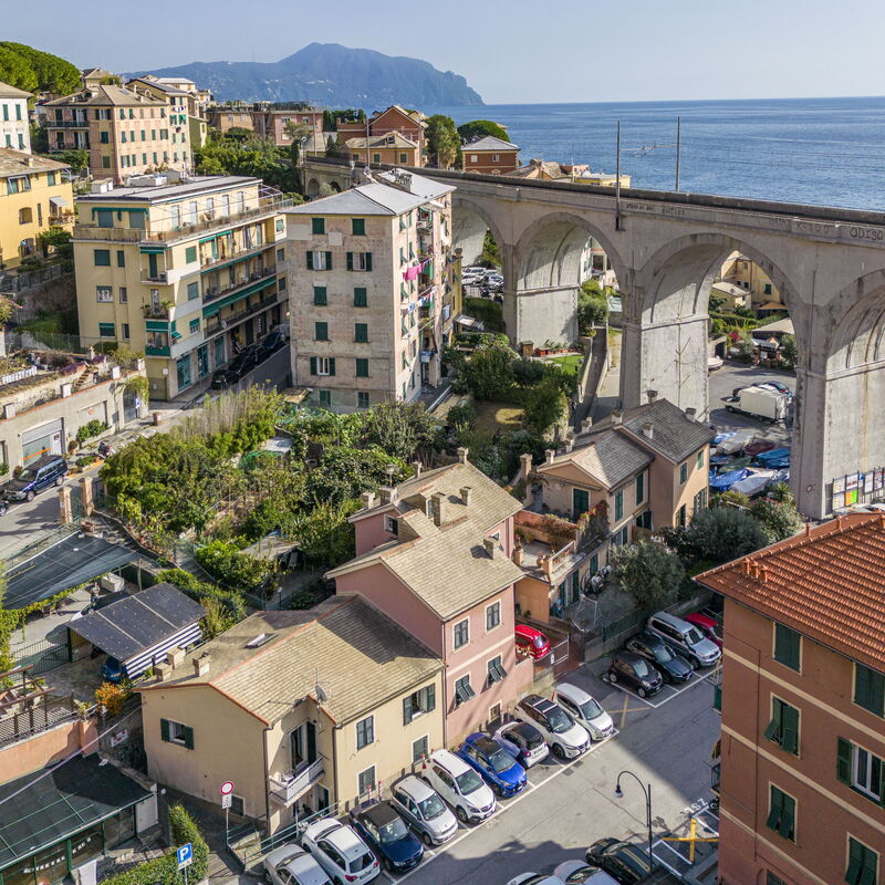 A Un Minuto Dal Mare - Bogliasco, Liguria: Autumn, Building Exterior, Spring, Summer