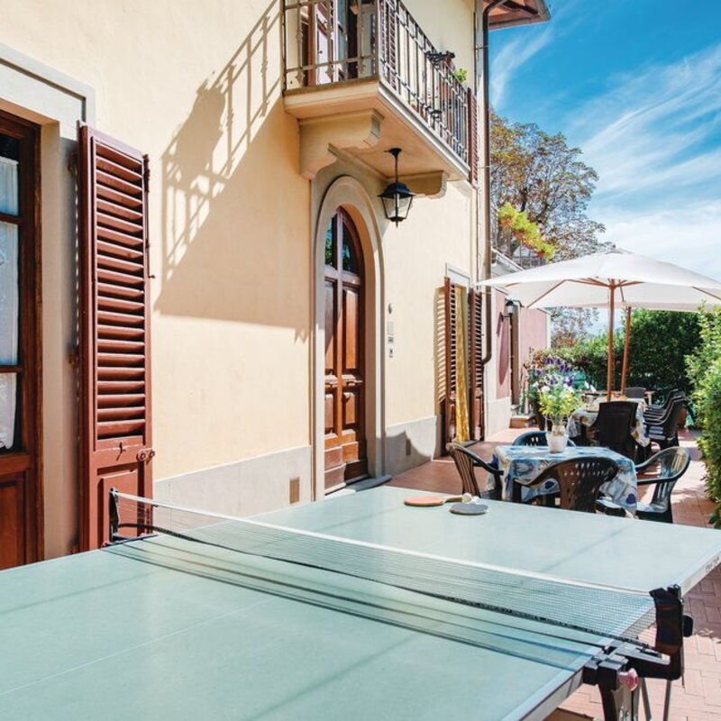 Il Villino: Building Exterior