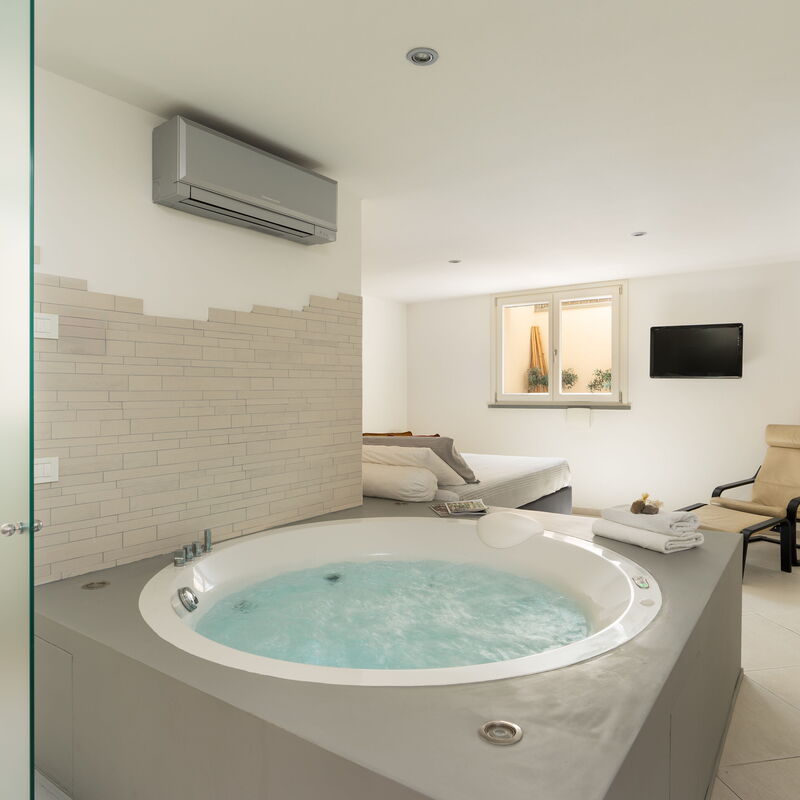 Luxury Green Marignana Villa, Versilia, Pool, Ac, Sauna: Autumn, Bedroom, Spring, Summer