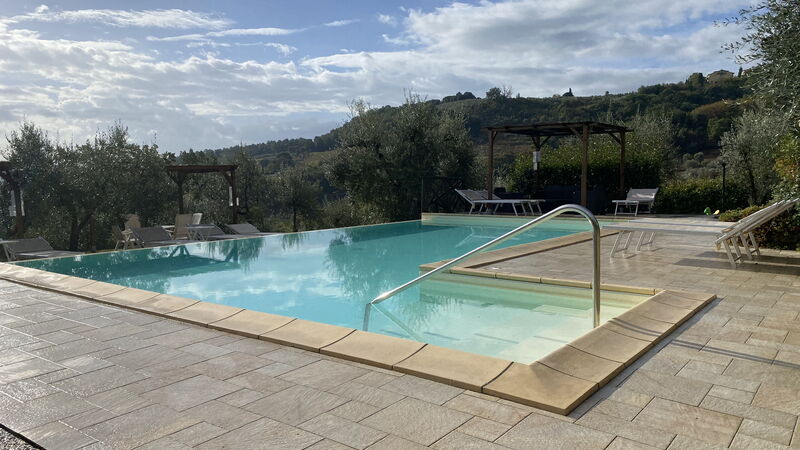 Villa Le Ripe Apartments - Gambassi Terme, Toscana: Automne, bassin, Été, Printemps