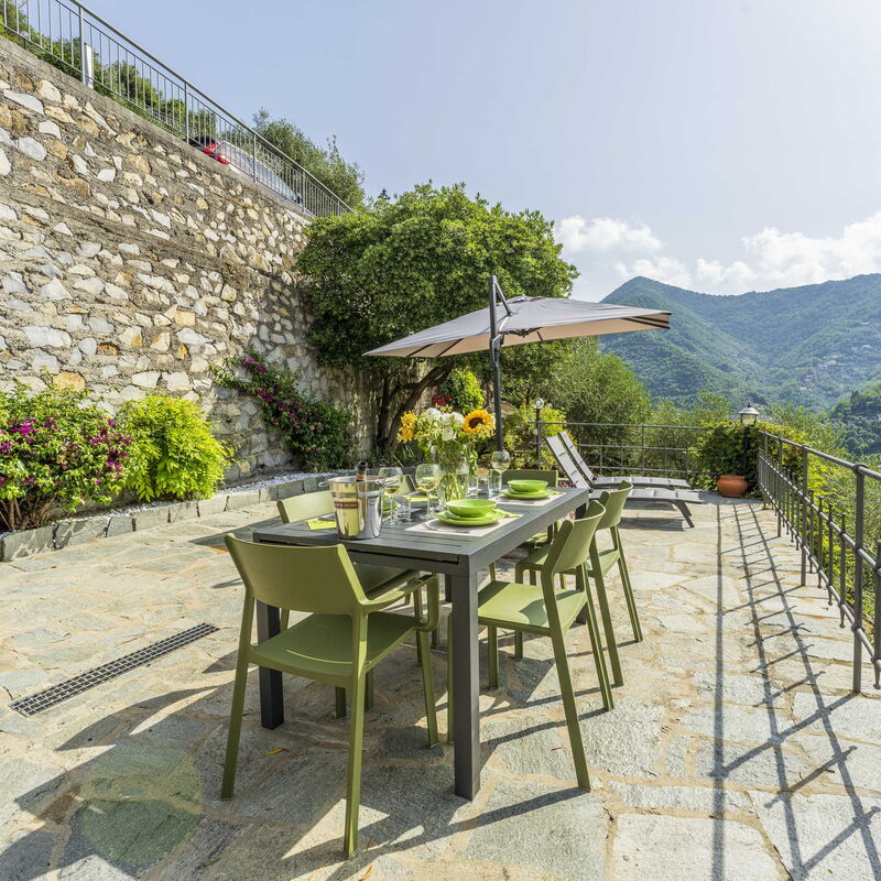 Belvedere, House With Private Pool And Garden, Recco: Autumn, Balcony / Terrace / Patio, Building Exterior, Spring, Summer