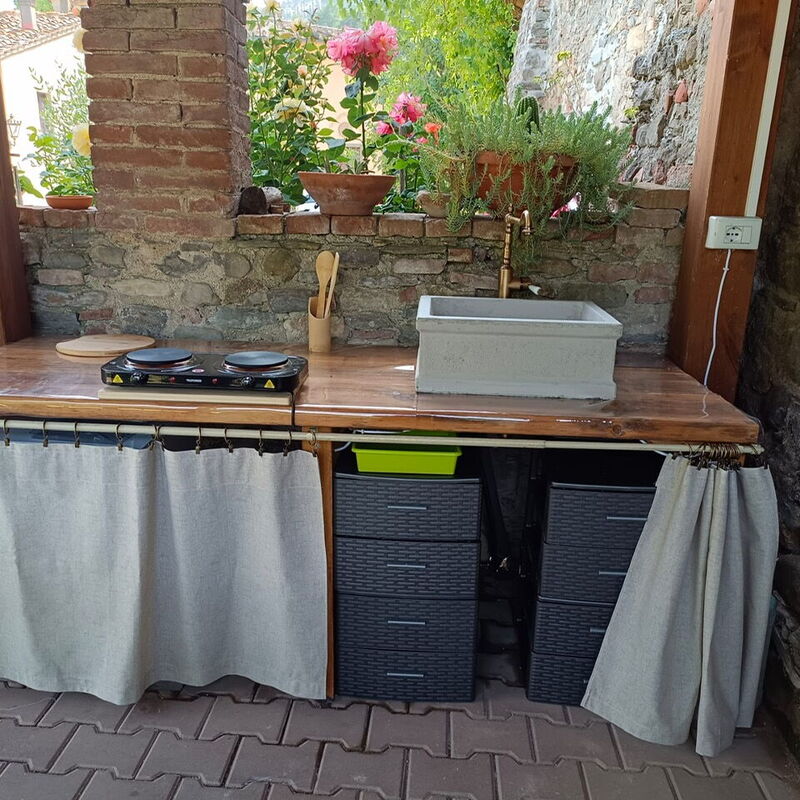 Locanda Di Alberi: Kitchen, Outdoor