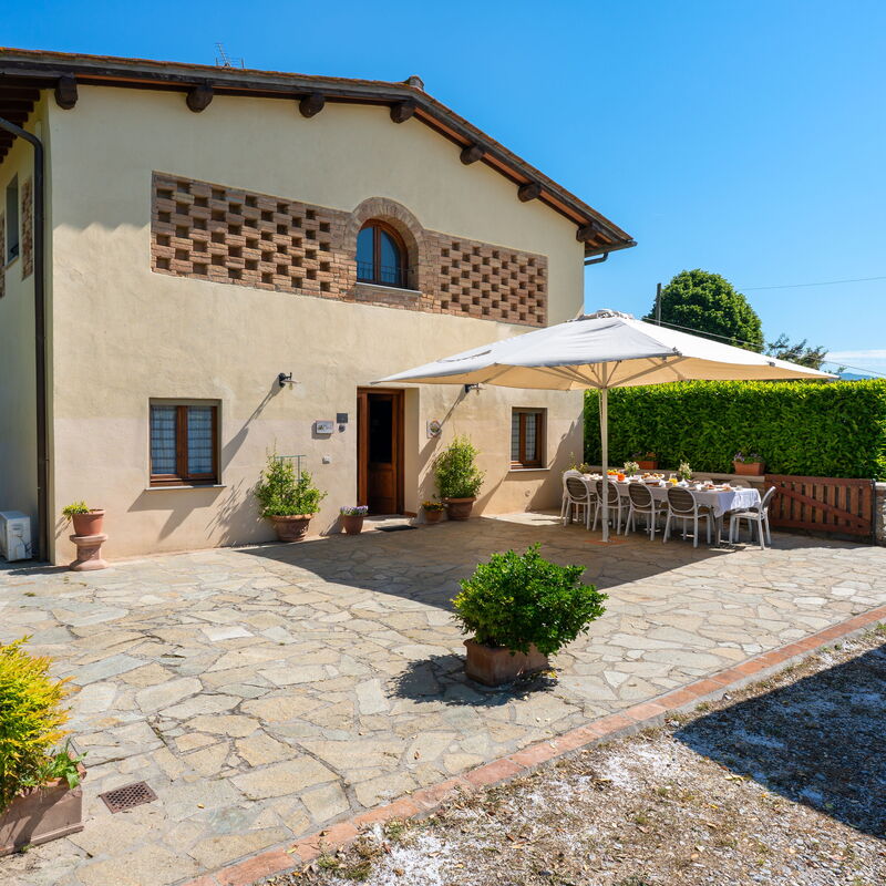 Podere Grossi: Balcony / Terrace / Patio, Building Exterior, Outdoor