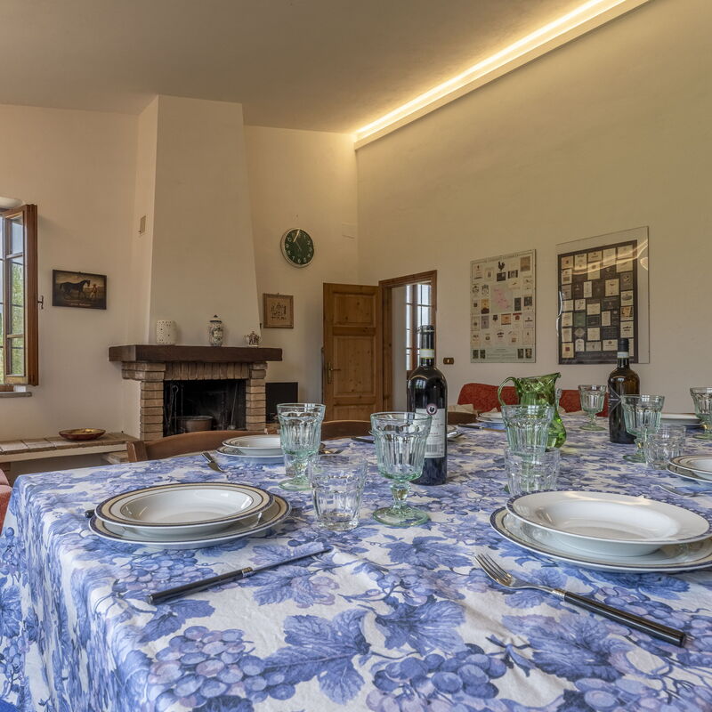 Casa Di Luca, Pool, Castelnuovo Berardenga: Autumn, Dining Room, Living Room, Spring, Summer