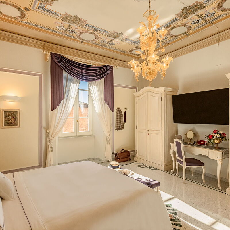 Charming Apartment Cartoni - Città Della Pieve, Umbria: Autumn, Bedroom, Spring, Summer