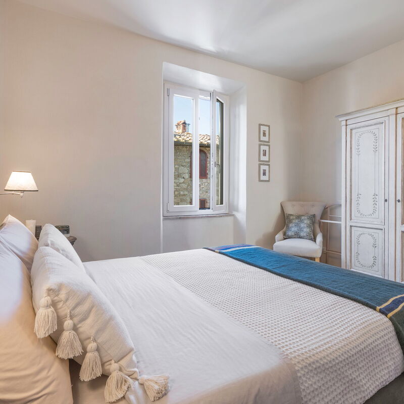 Il Nespolo Charming Apartment Fonterutoli - Siena, Toscana: Autumn, Bedroom, Spring, Summer