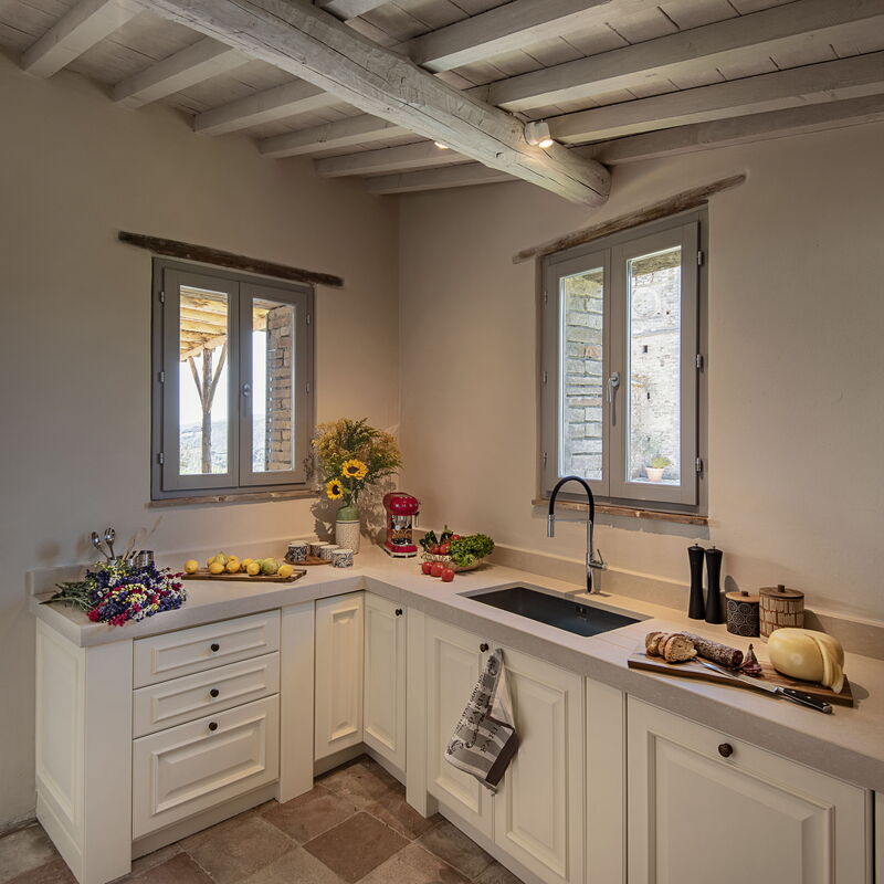Villa Castiglione Ugolino - Tenuta Di Murlo, Umbria: Autumn, Kitchen, Spring, Summer