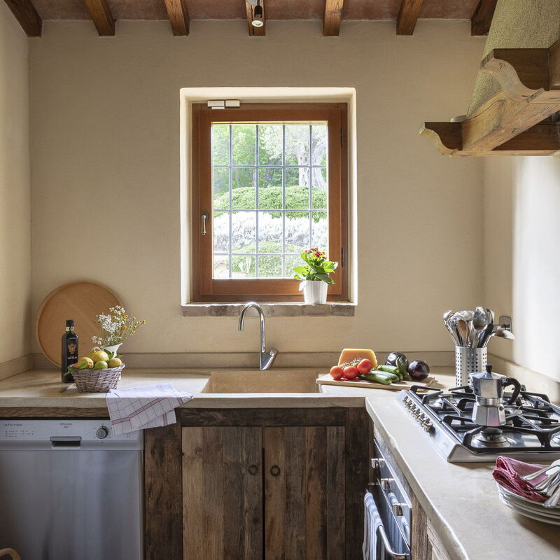 Villa Torre - Tenuta Di Murlo, Umbria: Autumn, Kitchen, Spring, Summer
