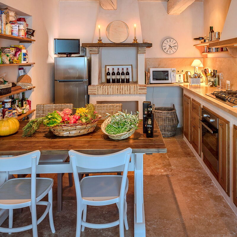 Villa Santa Croce - Tenuta Di Murlo, Umbria: Autumn, Kitchen, Spring, Summer