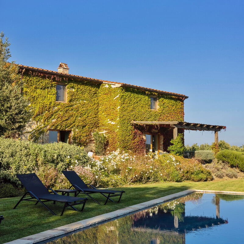 Villa Santa Croce - Tenuta Di Murlo, Umbria: Autumn, Building Exterior, Spring, Summer