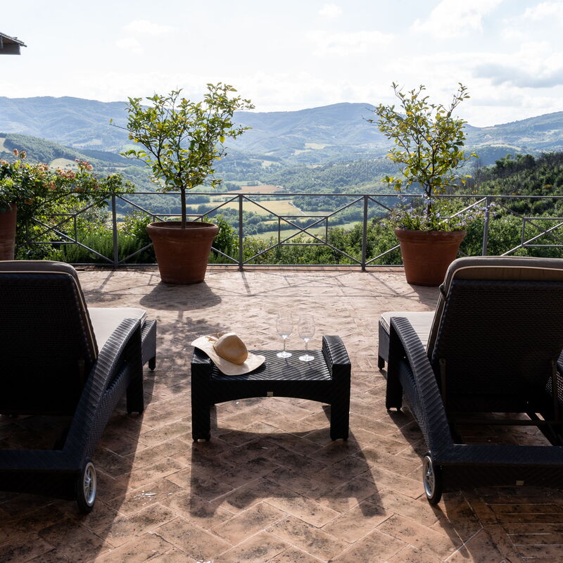 Villa Monticelli - Tenuta Di Murlo, Umbria: Autumn, Building Exterior, Spring, Summer