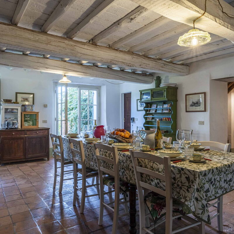 La Casa Dei Limoni, Camaiore, Pet Friendly, Wifi: Esszimmer, Frühling, Herbst, Sommer