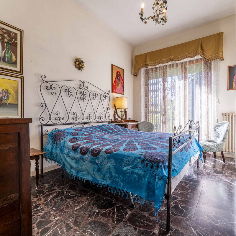Casa Vacanza Mais - Camaiore, Toscana: Autumn, Bedroom, Spring, Summer