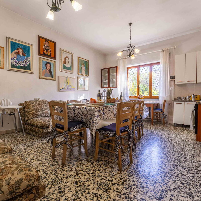 Casa Vacanza Mais - Camaiore, Toscana: Autumn, Dining Room, Kitchen, Spring, Summer