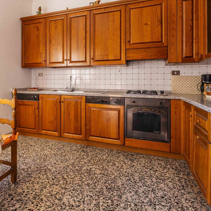 Casa Vacanza Mais - Camaiore, Toscana: Autumn, Kitchen, Spring, Summer