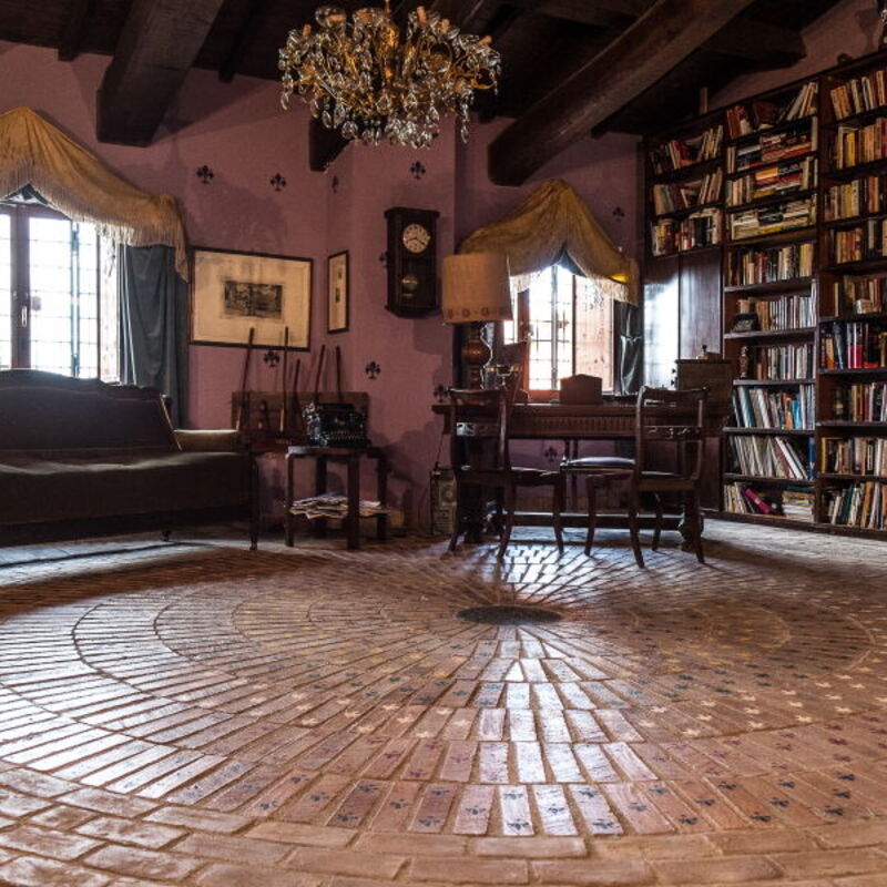 Country House Style - Montefiascone, Lazio: Autumn, Living Room, Spring, Summer