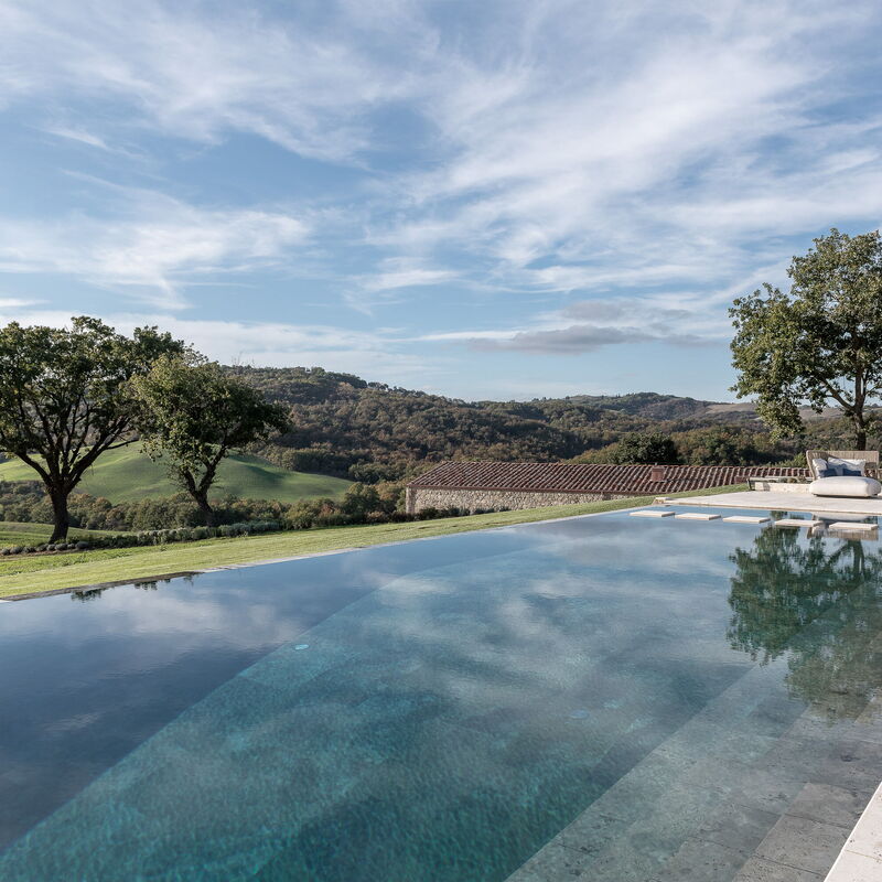 Podere Tesoro - Radicondoli, Toscana: Autumn, Building Exterior, Pool, Spring, Summer