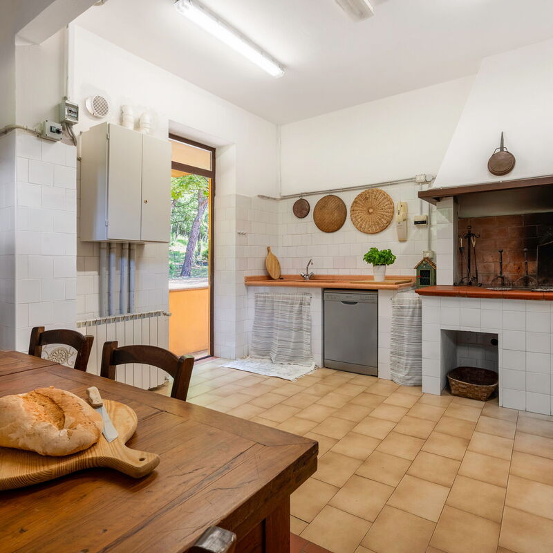 Tenuta De Paoli - Chianni, Pool, Wifi, Privacy, Toscana: Autumn, Kitchen, Spring, Summer