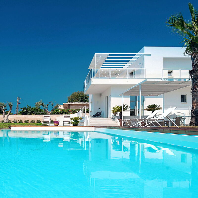 Casa Mareblu - Marina Di Modica, Sicilia: Autumn, Balcony / Terrace / Patio, Building Exterior, Garden, Outdoor, Pool, Scenic View, Spring, Summer