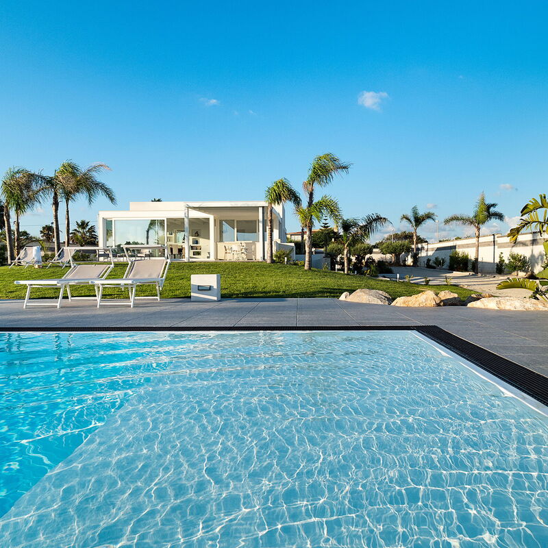 Casa Biancoverde - Marsala, Sicilia: Autumn, Balcony / Terrace / Patio, Building Exterior, Garden, Outdoor, Pool, Spring, Summer