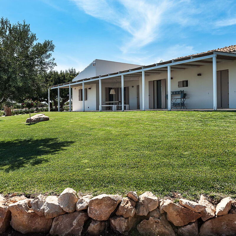 Isolina Bianca - Scicli, Sicilia: Autumn, Building Exterior, Garden, Outdoor, Spring, Summer