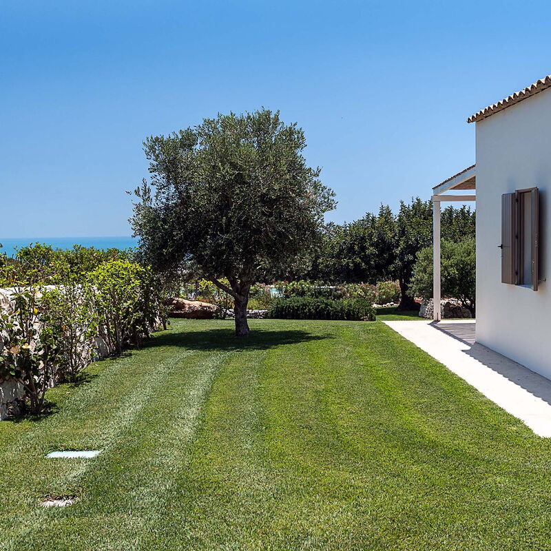 Isolina Verde - Scicli, Sicilia: Autumn, Building Exterior, Garden, Outdoor, Spring, Summer