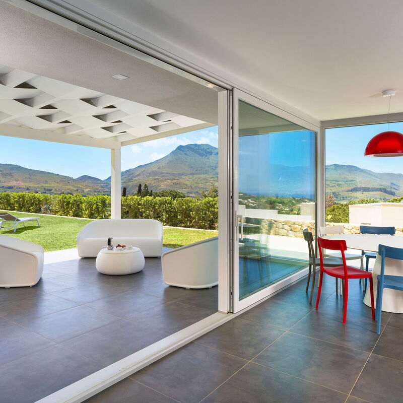 Villa Cinema - Castellammare Del Golfo, Sicilia: Autumn, Balcony / Terrace / Patio, Dining Room, Scenic View, Summer