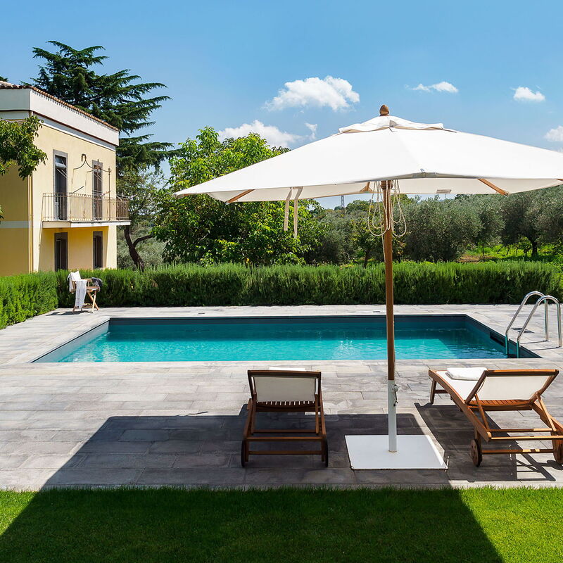 Villa Tranquilla - Randazzo, Sicilia: Autumn, Balcony / Terrace / Patio, Building Exterior, Garden, Outdoor, Pool, Scenic View, Spring, Summer