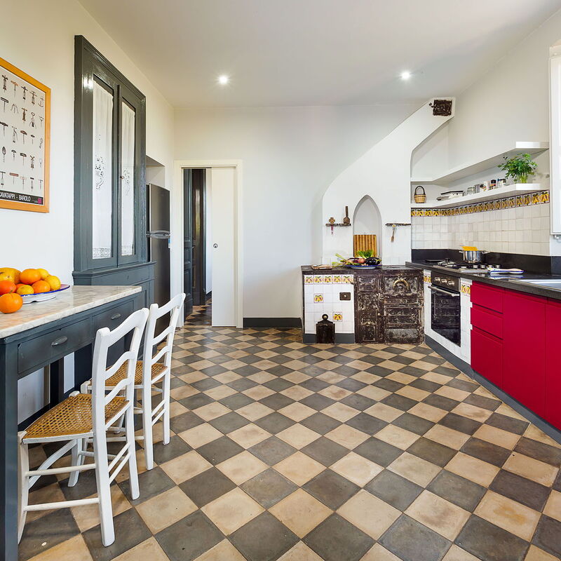 Villa Tranquilla - Randazzo, Sicilia: Autumn, Kitchen, Spring, Summer