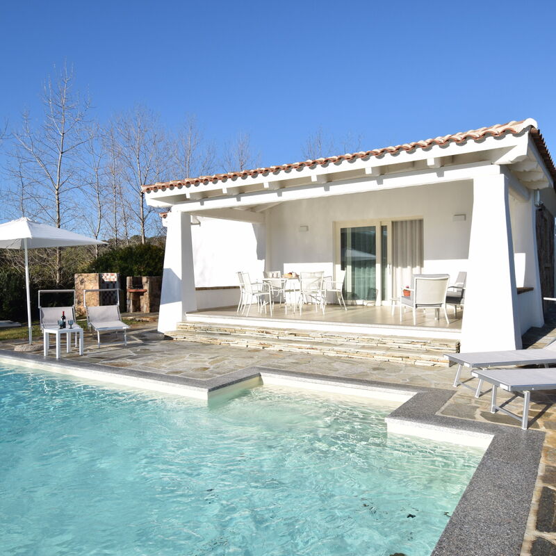Villa Helios - Budoni, Sardegna: Autunno, Estate, Giardino, Piscina, Primavera