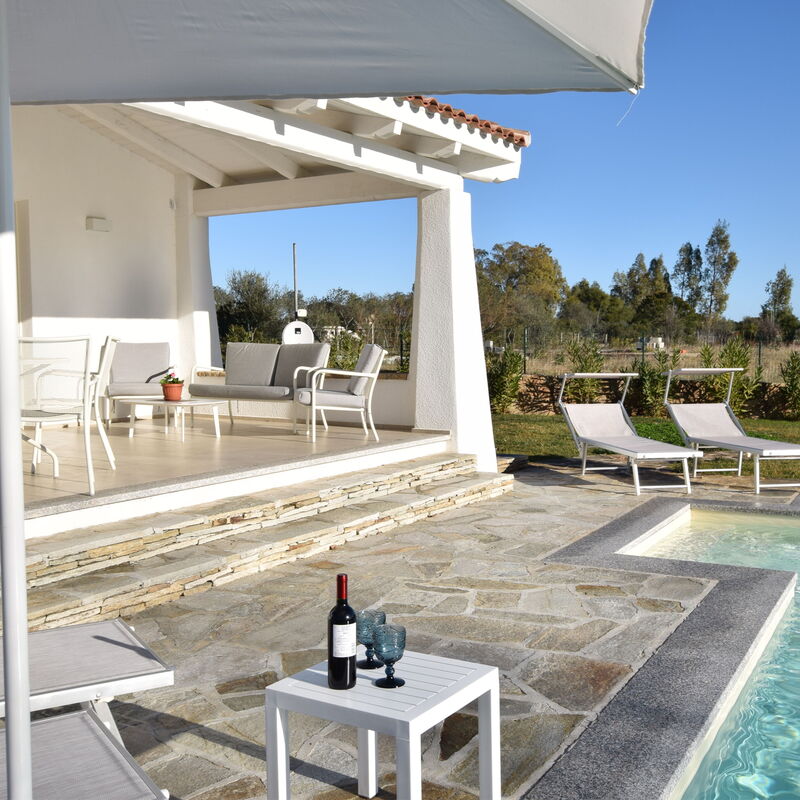 Villa Helios - Budoni, Sardegna: Autunno, Estate, Giardino, Piscina, Primavera