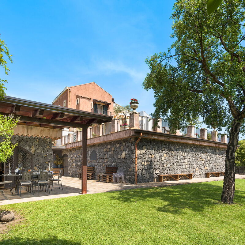 Oasi Verde - Santa Maria La Stella, Sicilia: Autumn, Building Exterior, Garden, Outdoor, Spring, Summer