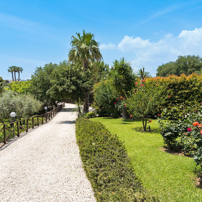 Oasi Verde - Santa Maria La Stella, Sicilia: Autumn, Building Exterior, Garden, Outdoor, Spring, Summer
