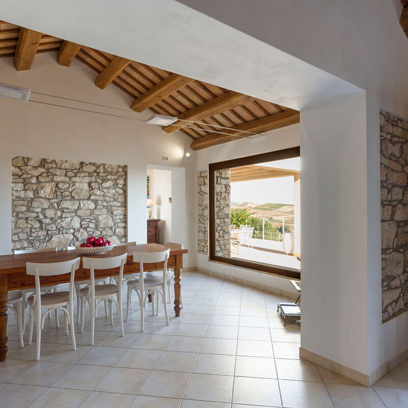 Mirabilia - Tangi, Sicilia: Autumn, Dining Room, Spring, Summer