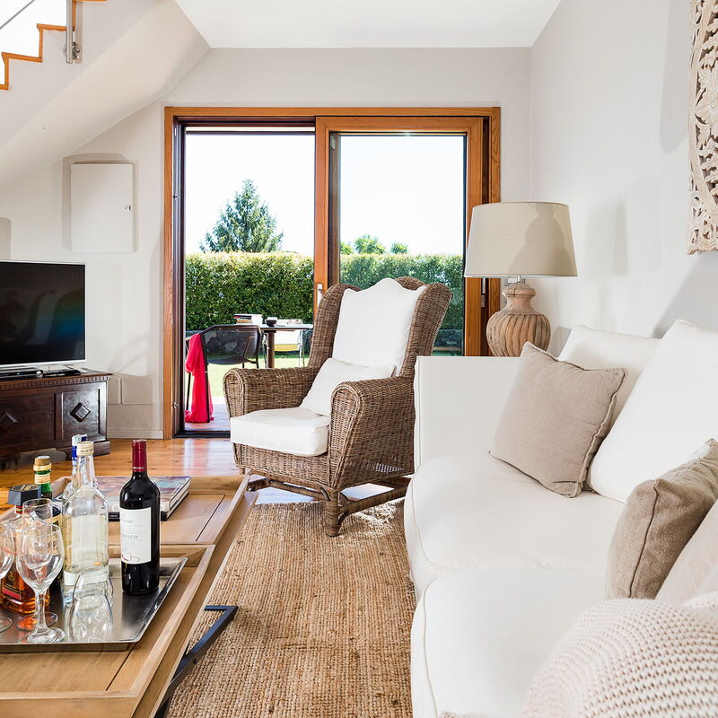 Casa Bedda - Viagrande, Sicilia: Autumn, Living Room, Spring, Summer