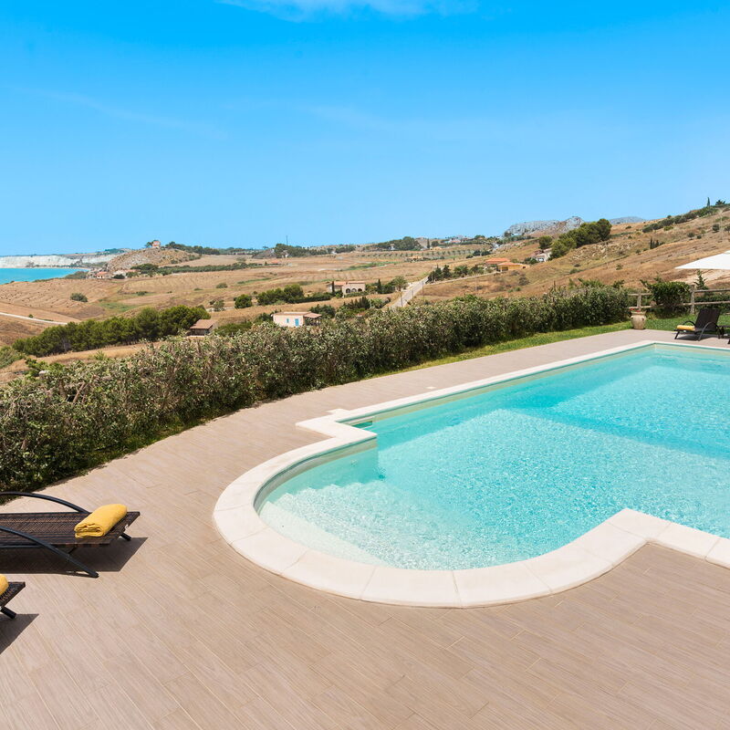 Villa Vistamare - Montallegro, Sicilia: Autumn, Balcony / Terrace / Patio, Building Exterior, Garden, Outdoor, Pool, Scenic View, Spring, Summer