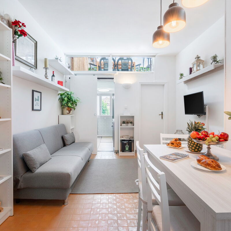 Lucca Old Town Apartment - Lucca, Toscana: Autumn, Living Room, Spring, Summer