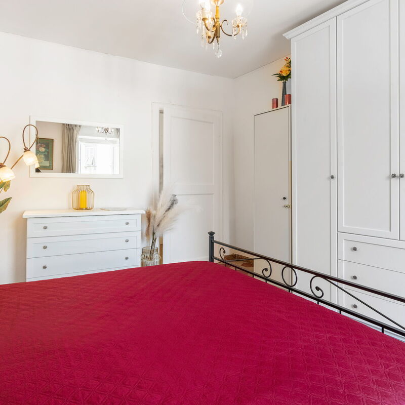 Lucca Old Town Apartment - Lucca, Toscana: Autumn, Bedroom, Spring, Summer