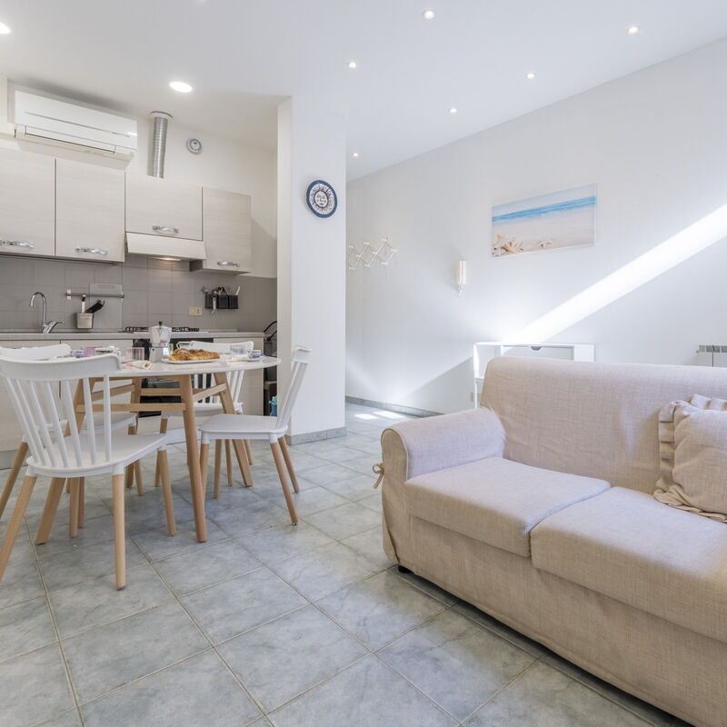 Casa Verdi,near The Beach - Viareggio, Toscana: Autumn, Kitchen, Spring, Summer