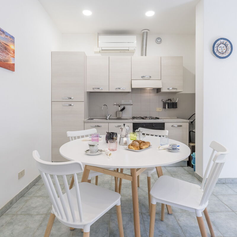 Casa Verdi,near The Beach - Viareggio, Toscana: Autumn, Kitchen, Spring, Summer