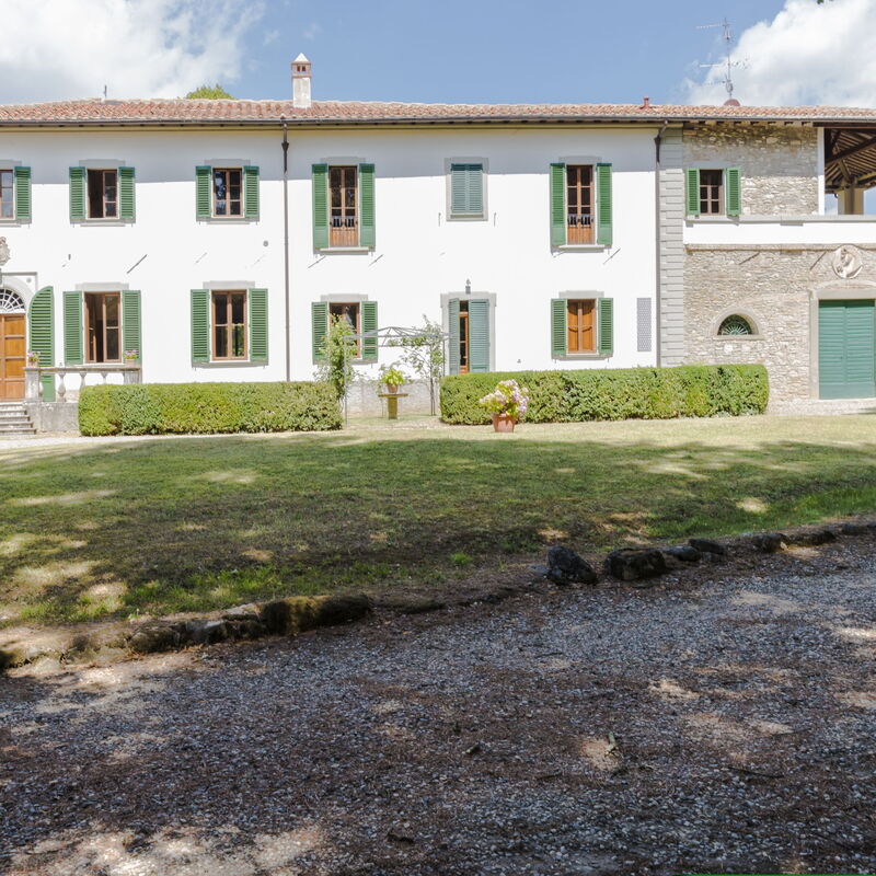 Villa Martina: Building Exterior