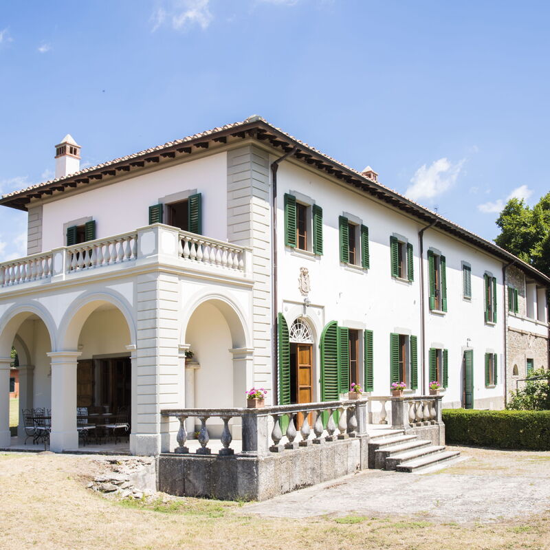 Villa Martina: Building Exterior