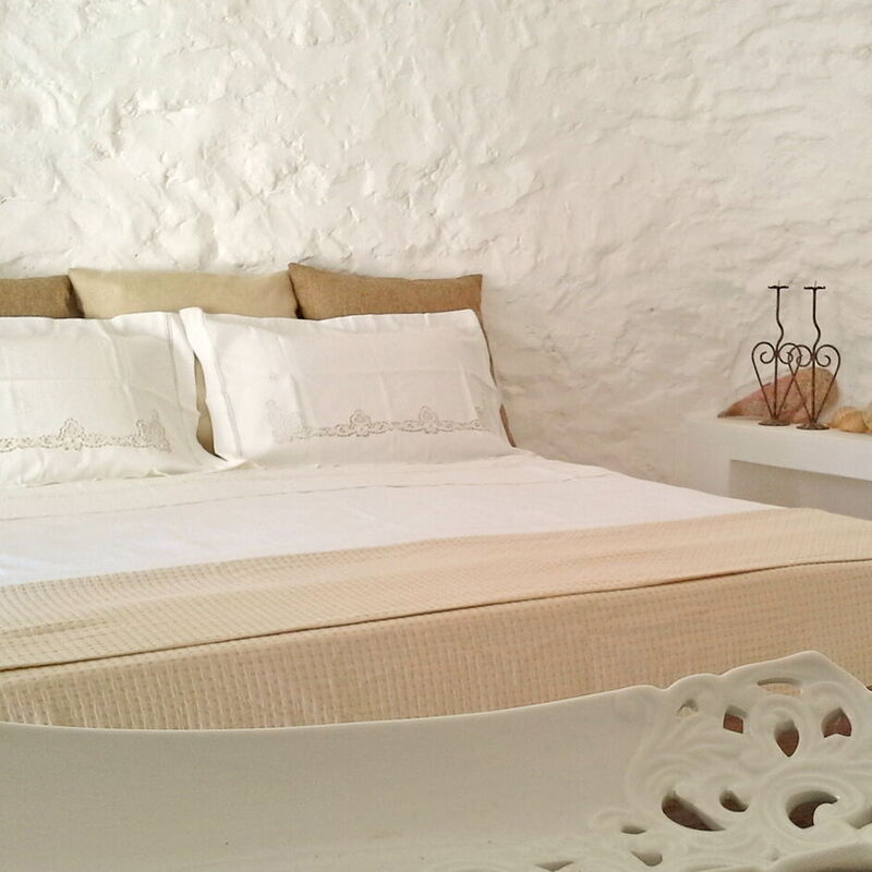 Villa Trullo - Torricella, Puglia: Autumn, Bedroom, Spring, Summer