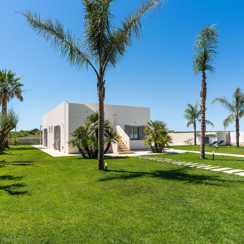 Villa Le Palme - Noto, Sicilia: Autumn, Building Exterior, Garden, Outdoor, Spring, Summer